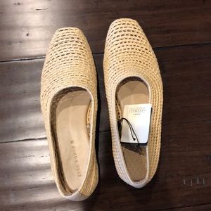 Amazing Zara flats!